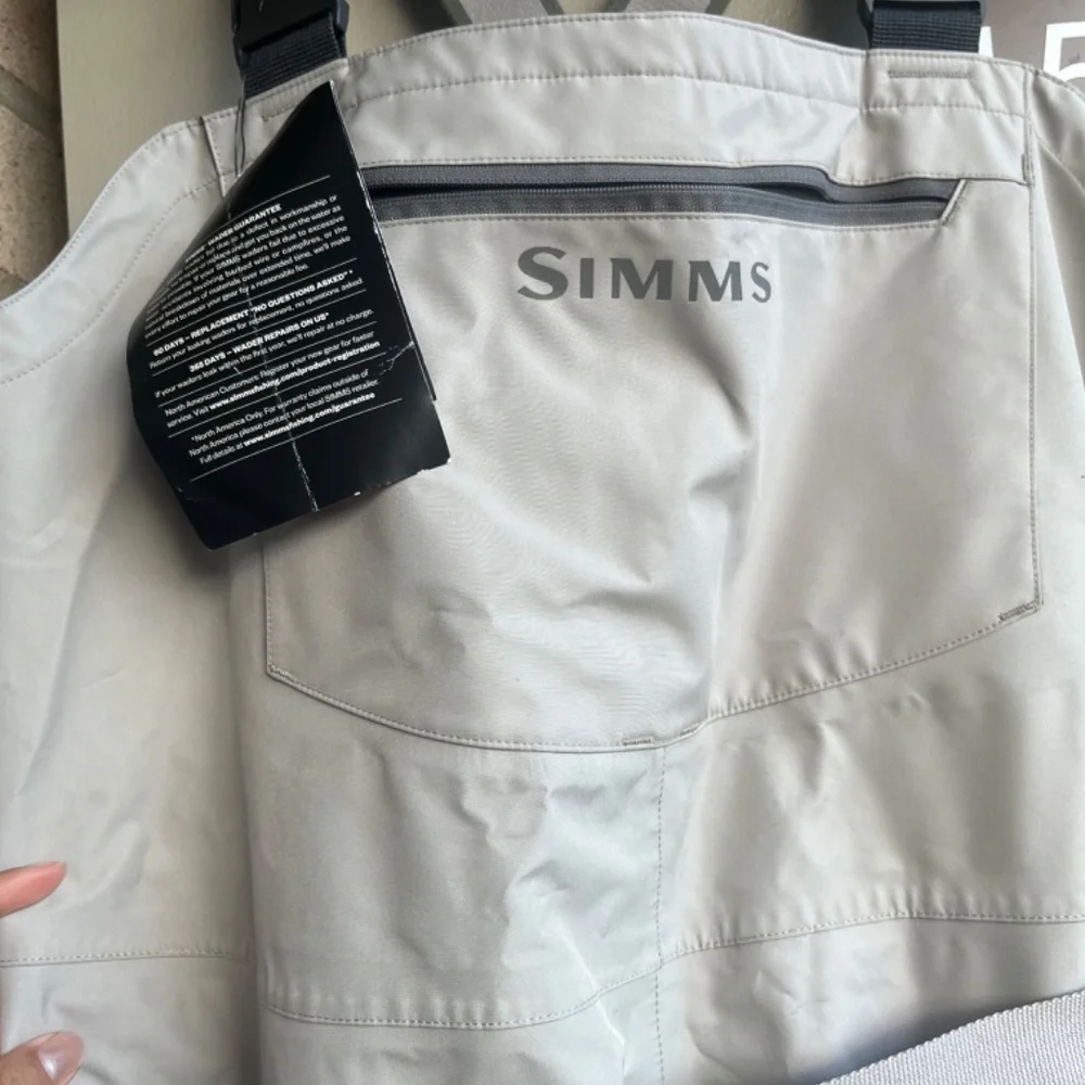 Simms Women's Waders in Gray and Green - Picture 4 of 8